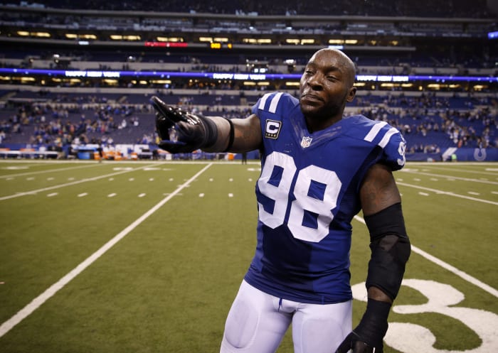 98 – Robert Mathis