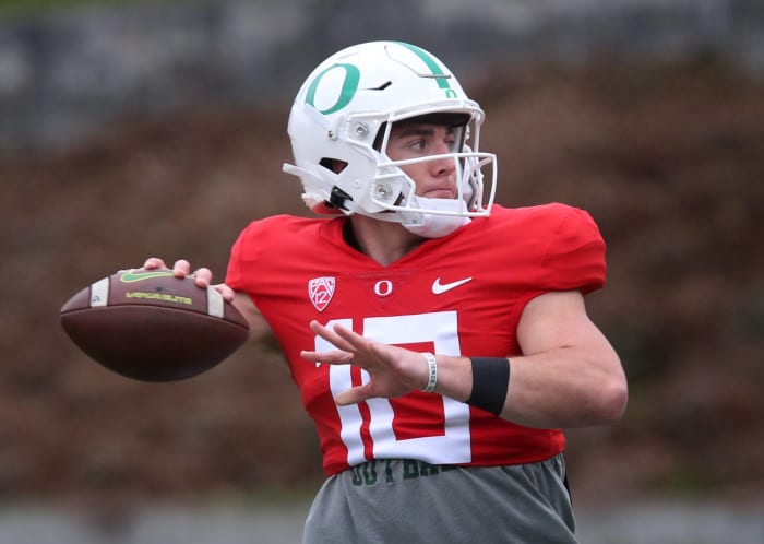 Bo Nix, Quarterback, Oregon