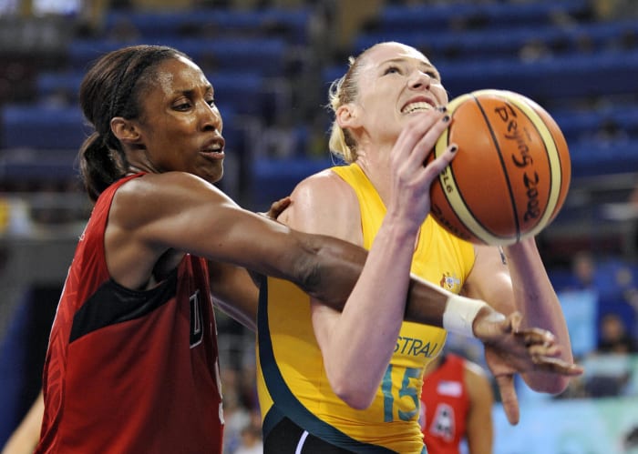 Lisa Leslie vs. Lauren Jackson