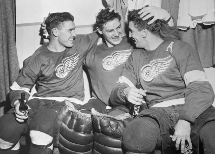 1950: Game 7 -- Detroit 4, New York Rangers 3 (2OT)