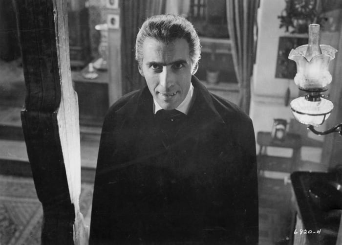 The Most Memorable Portrayals Of Dracula Yardbarker