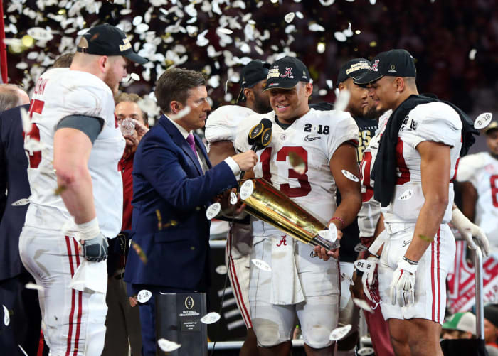 Jan. 8: Tua comes to the rescue for Bama in CFP Final