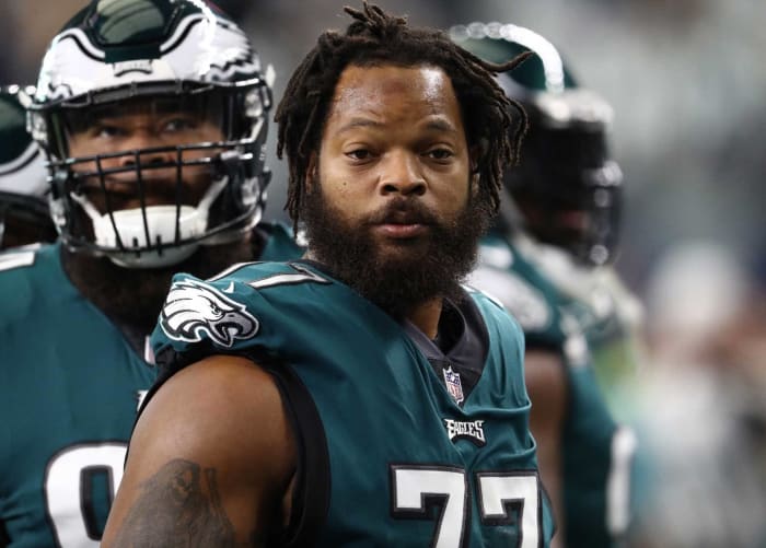 New England Patriots: acquired DE Michael Bennett