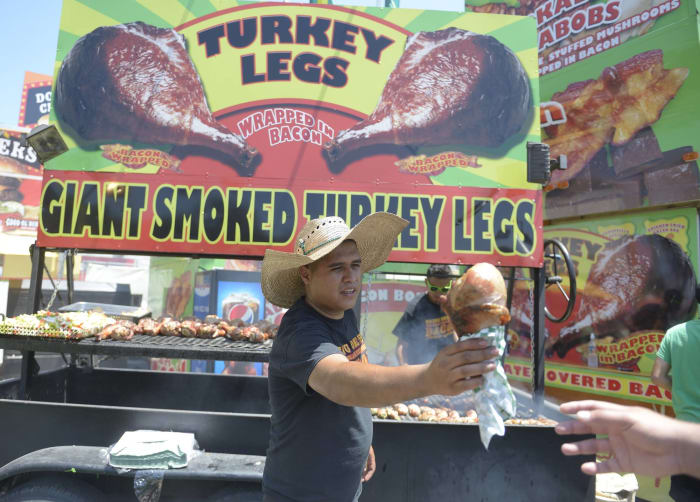 our-25-favorite-fair-foods-of-all-time-yardbarker