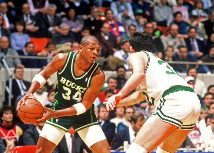 1982-83: Terry Cummings