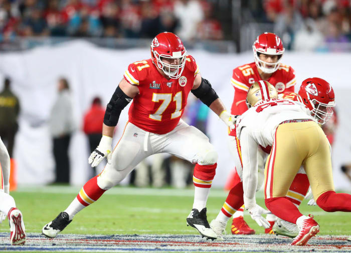 Mitchell Schwartz, Kansas City Chiefs; 2016