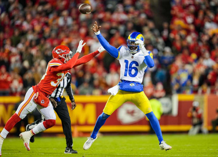 SEATTLE (6-5) AT LA RAMS (3-8) (Sunday, 4:05 p.m. ET)