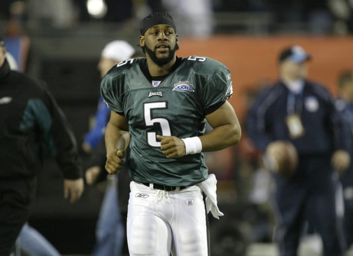 Super Bowl XXXIX: McNabb leaves Eagles fans feeling sick