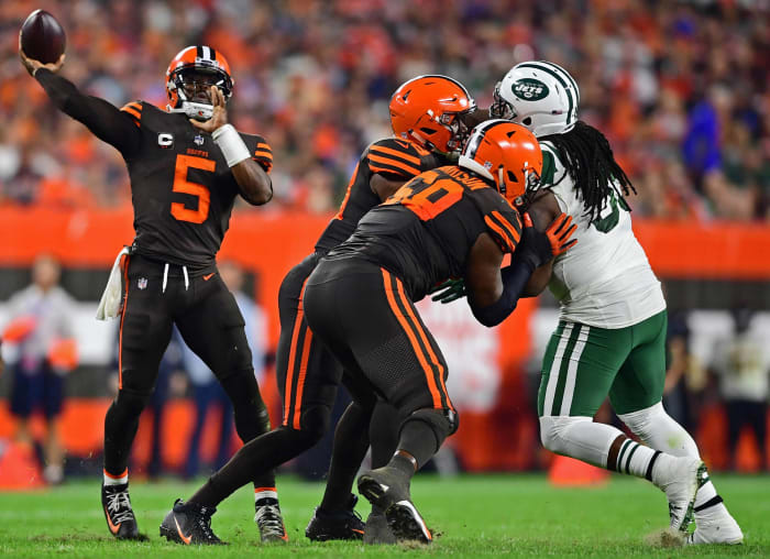 Tyrod Taylor will compete to start for the Tampa Bay Buccaneers