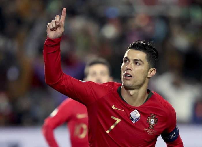 The 30 best soccer players of the 2010s | Yardbarker