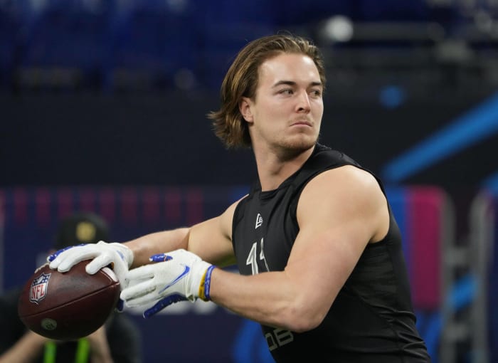 Carolina Panthers: Kenny Pickett, QB, Pittsburgh