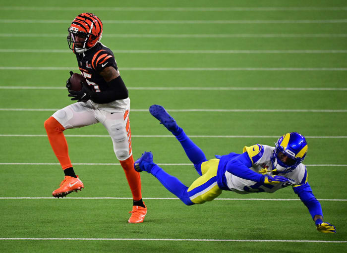 Super Bowl LVI grades 6 Officials veer from lenient to strict in waning moments