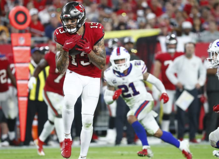 NEW ORLEANS (6-7) AT TAMPA BAY (10-3) (Sunday, 8:20 p.m. ET)