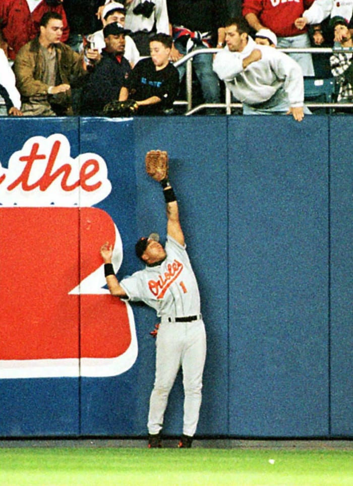 Derek Jeter flies out to right field for a home run