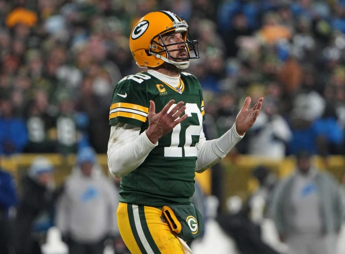 Green Bay Packers: +3100