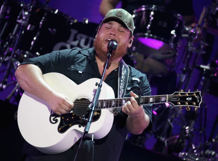 Luke Combs, "She Got the Best of Me"