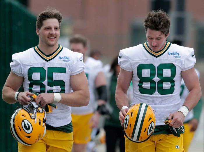 Green Bay Packers: Drafting two tight ends