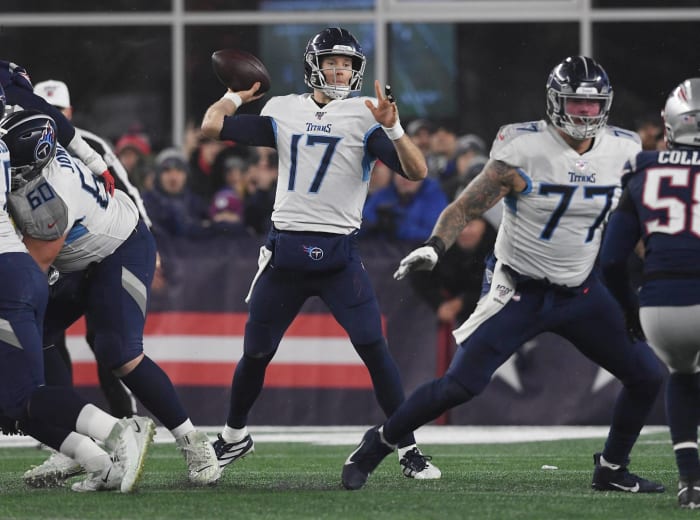 TENNESSEE (11-5) AT HOUSTON (4-12) (Sunday, 1 p.m. ET)