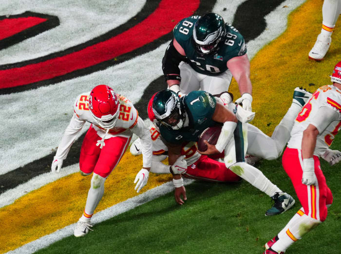 Chiefs favored to win Super Bowl LVIII - Sports Illustrated