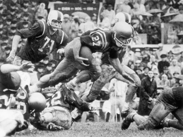 Specialist: Joe Bellino, Navy (1958-'60)