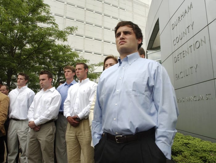 Fantastic Lies (2016)