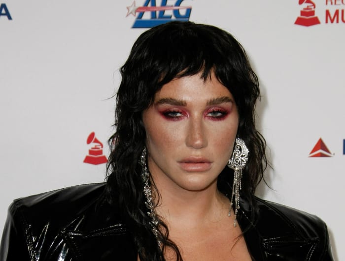 Kesha -- "High Road"