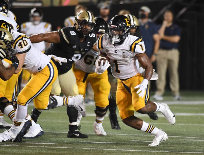 FCS: Kennesaw State (11-1) at No. 7 ETSU (10-1), Saturday, 2 p.m., ESPN+