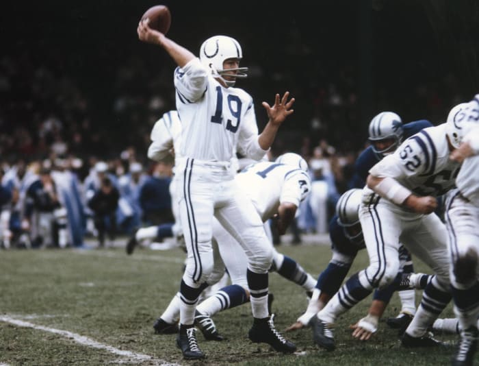 Unitas wins second MVP award