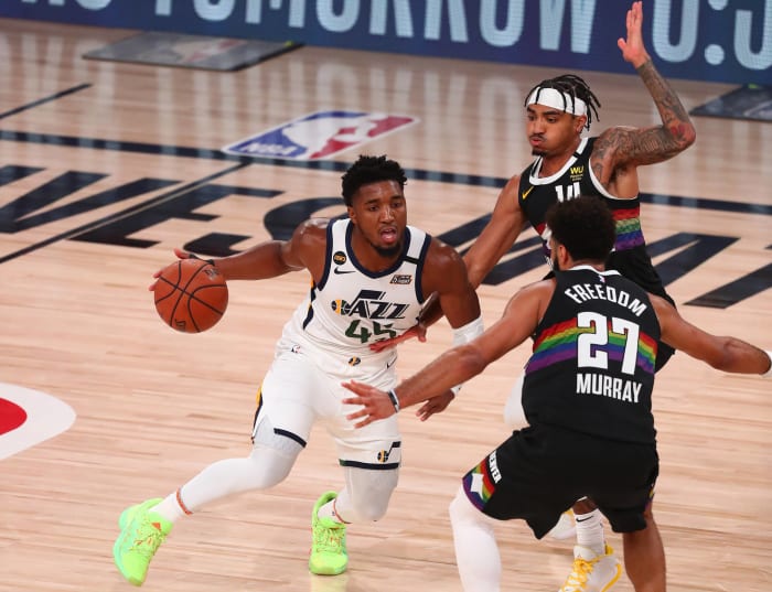 After emergency, Jazz's Donovan Mitchell to resume flying