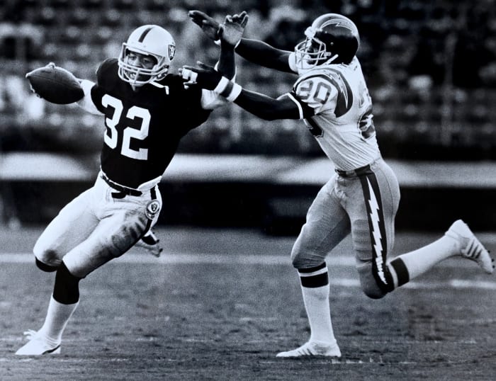 Marcus Allen, Los Angeles Raiders (1982)