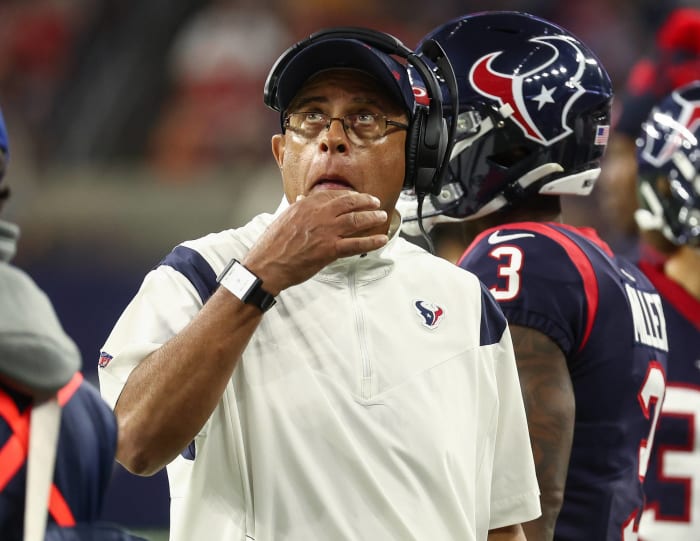 NEW ENGLAND (1-3) AT HOUSTON (1-3) (Sunday, 1 p.m. ET)