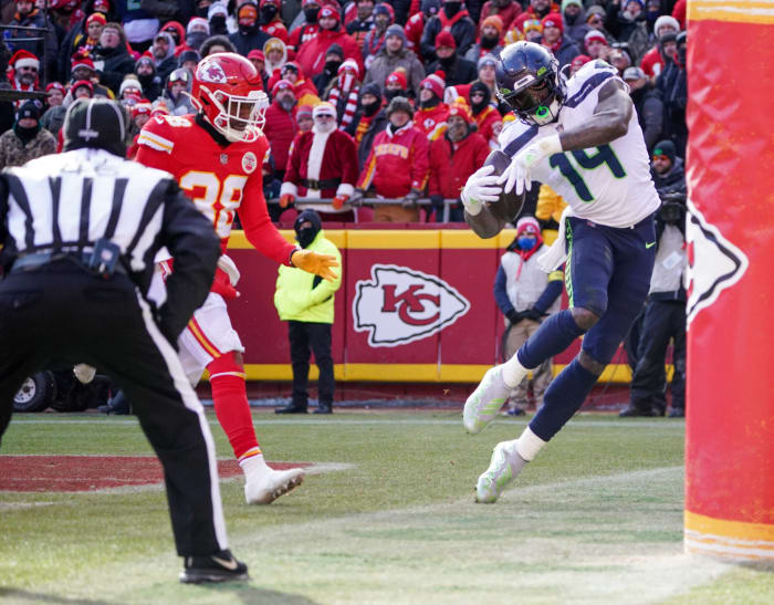 NFL Week 16 grades from across the league 14 Seahawks would make uninspiring playoff team