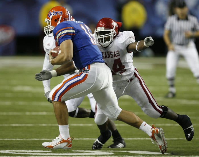 Tim Tebow's No. 5 Nease High jersey retired during pregame