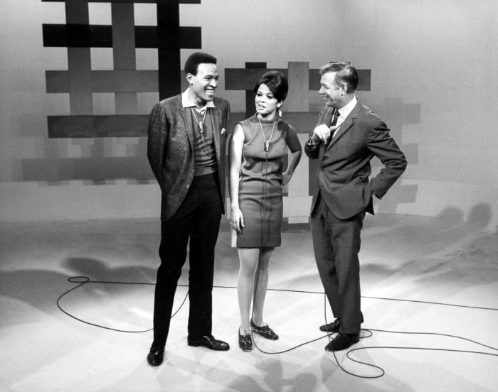 "Ain't No Mountain High Enough" - Marvin Gaye and Tammi Terrell (1967)