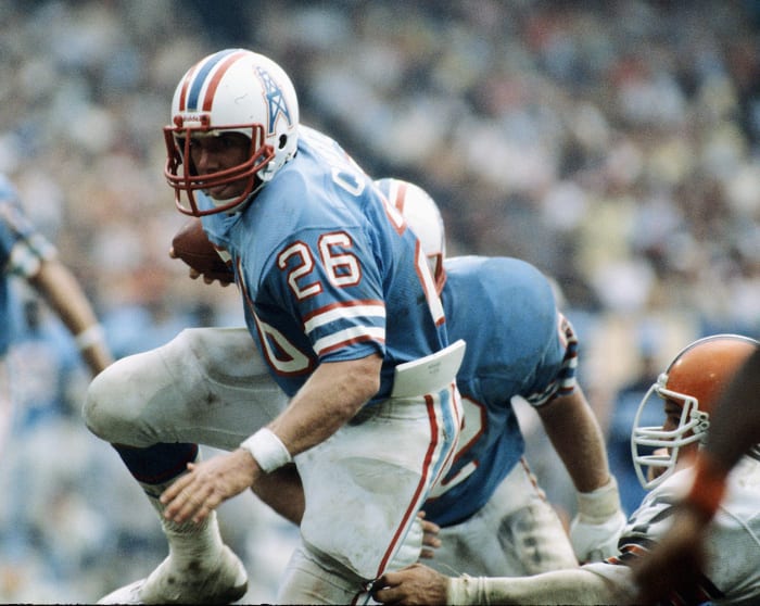 1979: Injured Oilers beat Chargers in divisional round