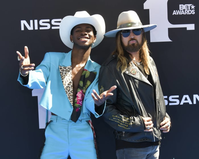 "Old Town Road (Remix)" - Lil Nas X feat. Billy Ray Cyrus