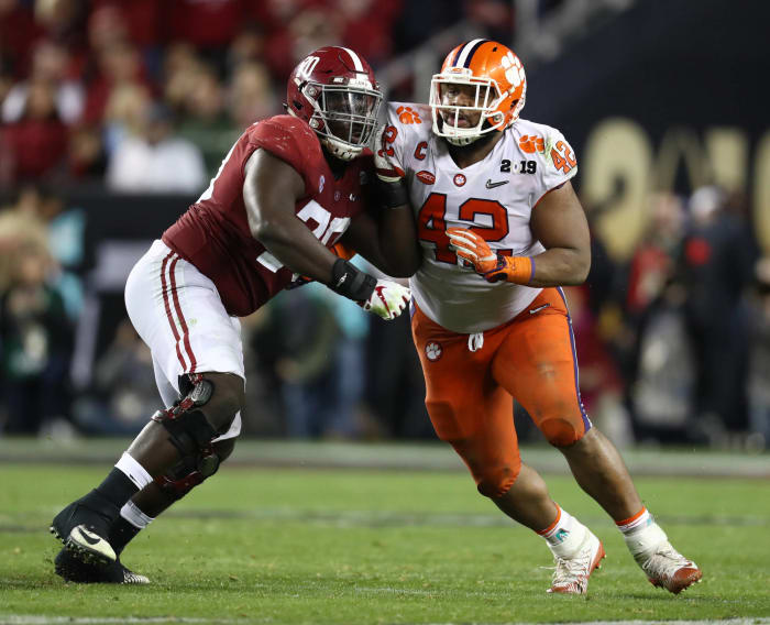 Outland Trophy (Top interior lineman): Alex Leatherwood, Alabama