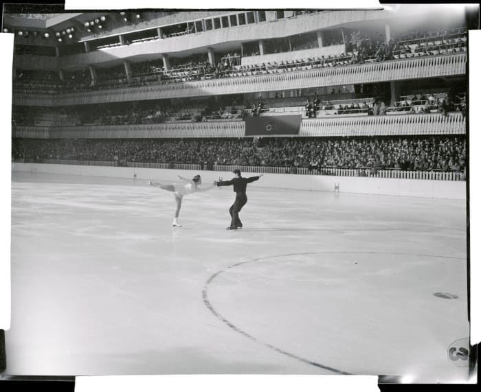 1956: Cortina d'Ampezzo, Italy