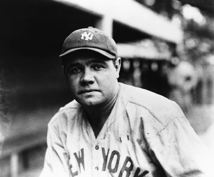 Babe Ruth (2,214)