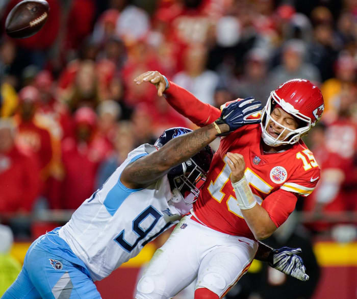 Titans defense nearly completes shorthanded heist
