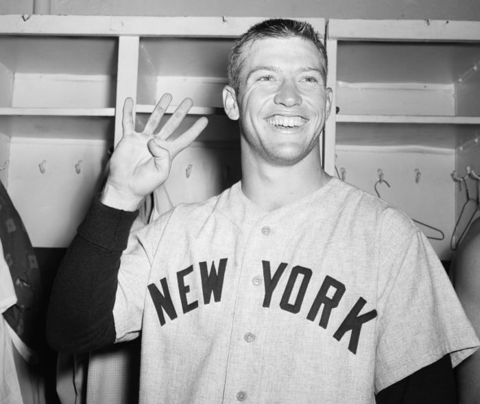 Mickey Mantle 1951-1968 (110.2 WAR)