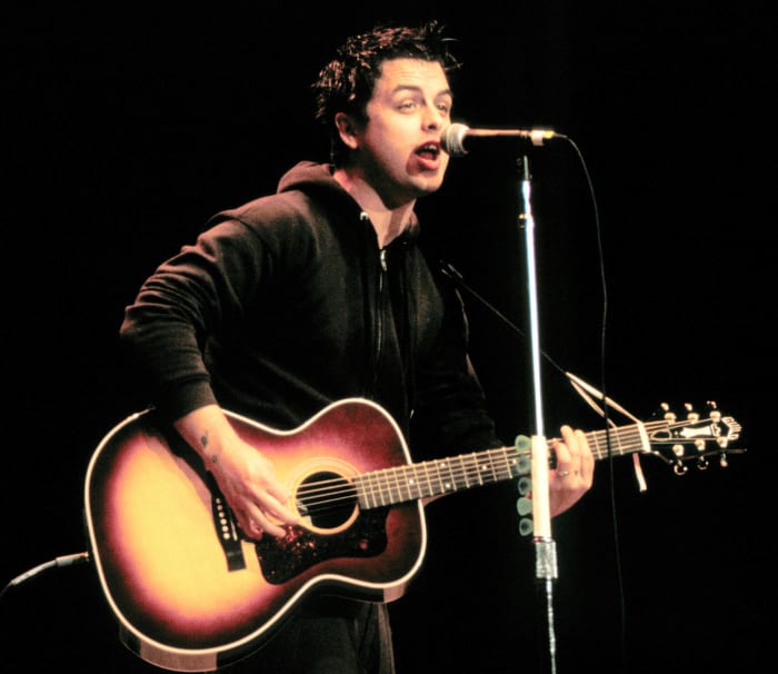 Green Day - “Good Riddance (Time of Your Life)”