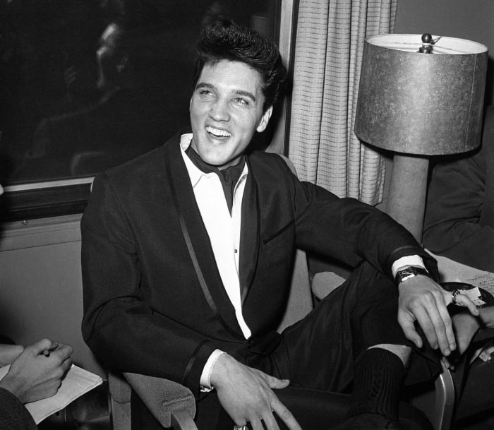 Love Me Tender (1956)