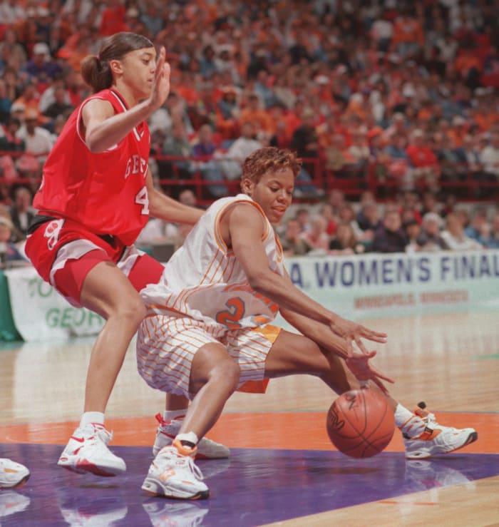 Nikki McCray, Forward (1992-95)