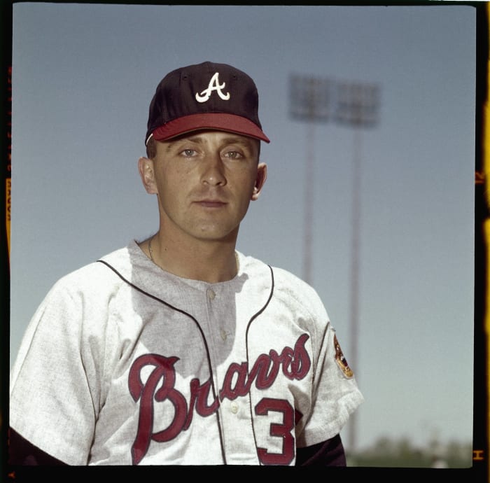 Pitcher Phil Niekro of the Atlanta Braves pitches against the Chicago  News Photo - Getty Images