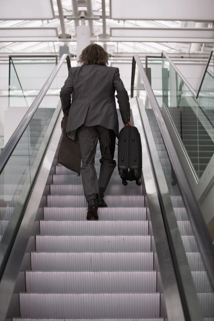 Walk up escalators