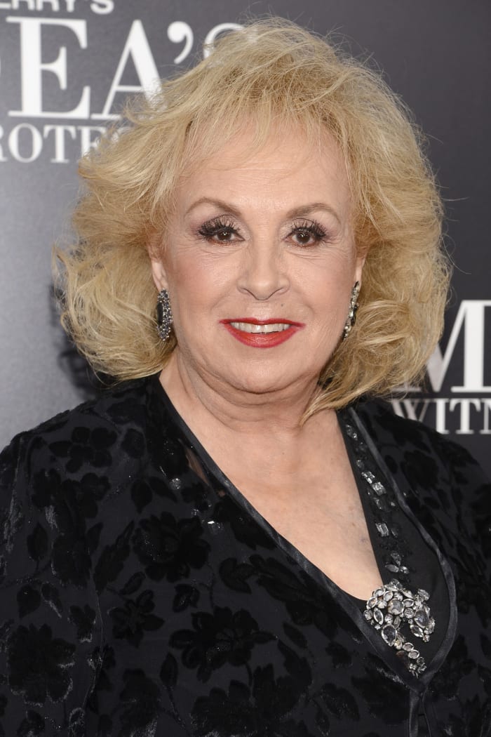 Doris Roberts