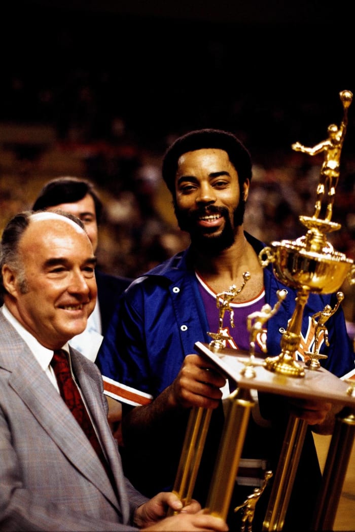 Walt Frazier (1975)