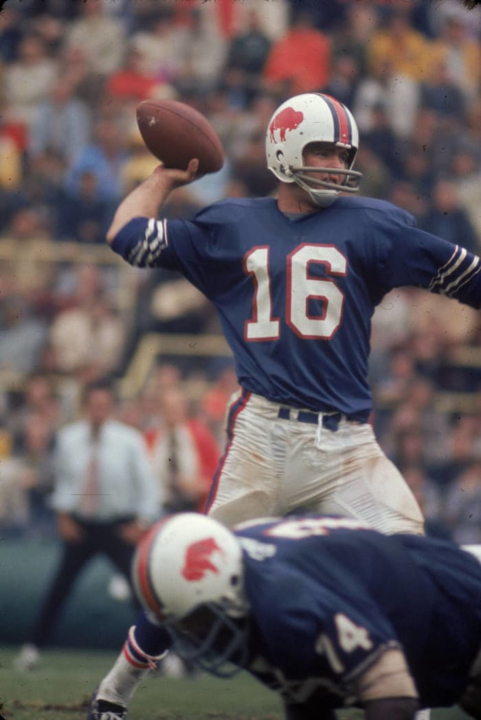 1970: Dennis Shaw