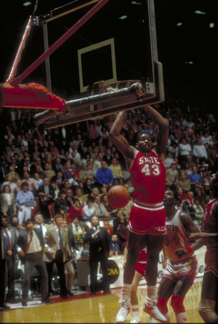 Wolfpack's Charles turns air ball into title (1983)